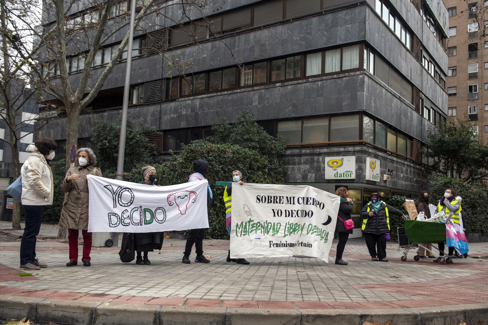 Jornada de accion contra el acoso de los grupos antielección ante la Dator - 3